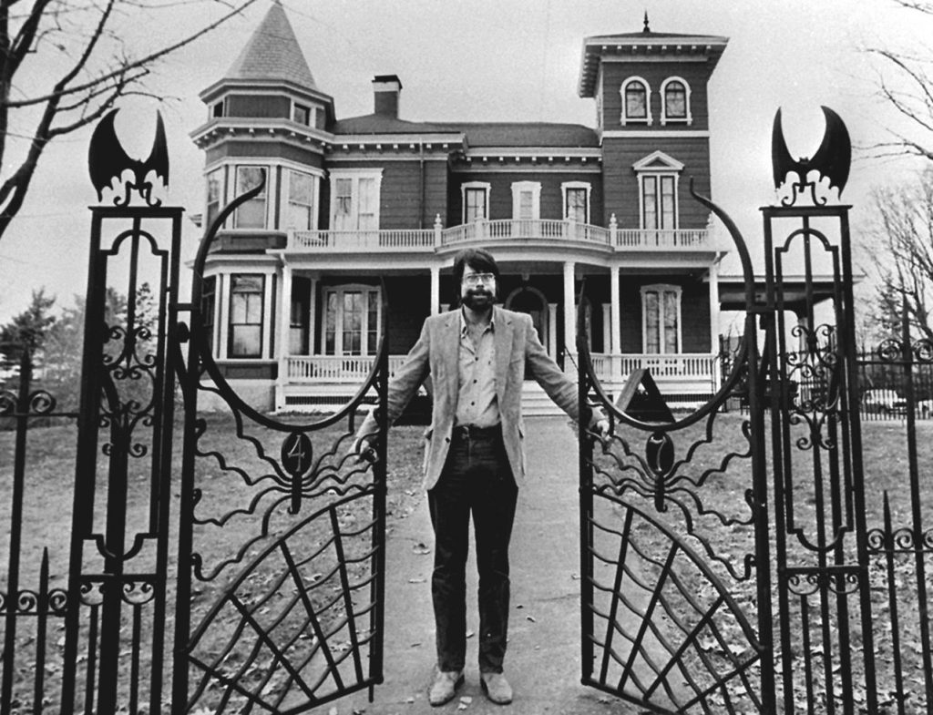 Stephen King en su casa de Bangor viaje por el Maine de Stephen King